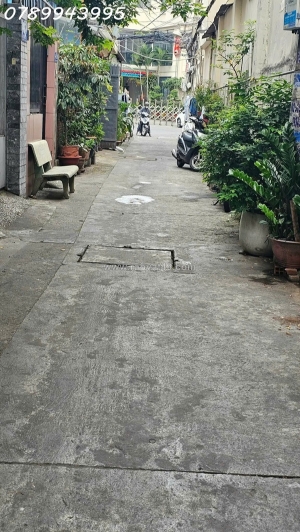 Bán nhà hxh quận 10 thông thành thái, 4.3x14, thu nhập 20tr/th, 6pn, giá 10 tỷ5