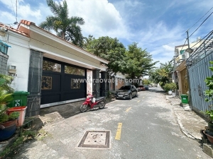 Bán nhà mặt phố hiệp phú, q.9, tp hcm. dt  98m2, một trệt giá 6.9 tỷ, sổ hồng