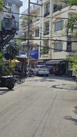 Bán nhà mặt tiền kinh doanh khánh hội q4
ngangh 6 đúc 4 tấm nhà mới có 9 tỷ