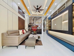 Bán nhà mặt tiền ni sư huỳnh liên, phường 10, tân bình; (5,5x22m)