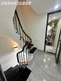 Bán nhà ngõ hòa bình 7 minh khai, hai bà trưng, /24m², 4 tầng, giá 3.35 tỷ