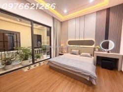 Bán nhà ngọc lâm-dt: 50m2 – full đồ – trung tâm long biên – giá 12.x tỷ (x tiểu
