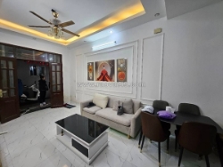 Bán nhà phố tân mai quận hoàng mai, nhà đẹp chỉ việc về ở 32m2 5 tầng 7.5 tỷ