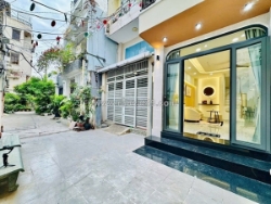 Bán nhà phú nhuận hxh 65m2 2 tầng ngang 4.5m 3 pn đẹp sát mt thích quảng đức