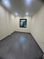 Bán nhà riêng ngõ nông 32m2 4 tầng mặt tiền 4m x 4.6 tỷ. tình quang- long biên.