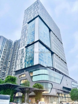 Bán nhanh mặt bằng kinh doanh chân đế rox center 136 hồ tùng mậu 101m giá 5,4