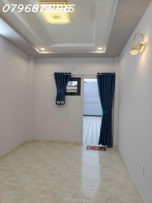 Bán siêu phẩm sát chợ bùi minh trực p5-q8 . có phòng trệt cho ông bà (3pn)