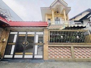 Biệt thự cao cấp (9.5x17) bà điểm – giảm sâu chốt gấp giá cực rẻ 7.8t