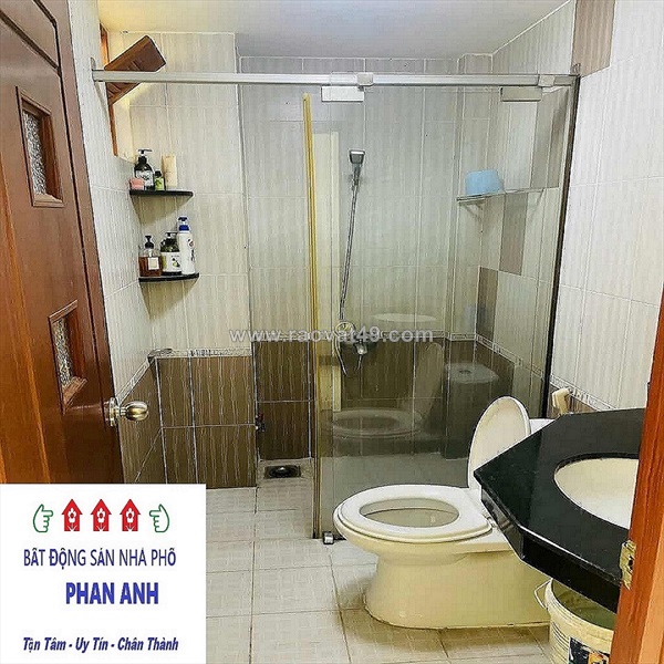 Cầm hơn 9 tỷ đi tìm nhà mặt phố quận 9, tiêu chí nào là ưu tiên? sát nhà ga metro bình thái ?