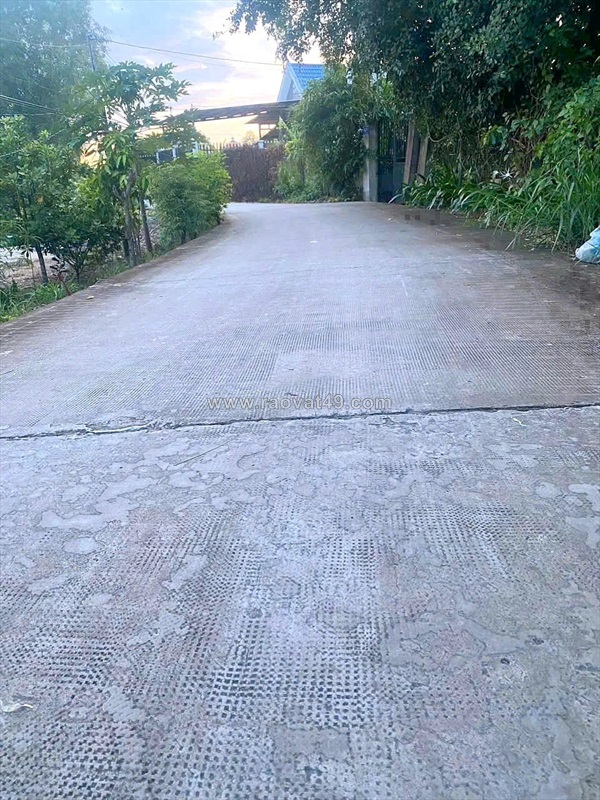 Cần bán 142m2 đất thổ cư hẻm thông xe hơi