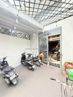 Chdv cmt8 - quận 10 - 5 tầng - 5 phòng - 56m2 - 11,8 ty còn tl