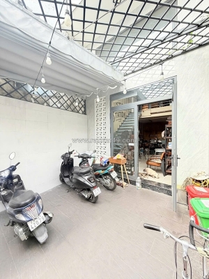 Chdv cmt8 - quận 10 - 5 tầng - 5 phòng - 56m2 - 11,8 ty còn tl