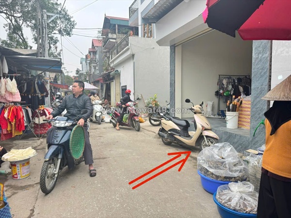 Chỉ 6,75 tỷ sở hữu nhà mặt tiền kinh doanh nằm ngay giữa chợ chi đông, mê linh,