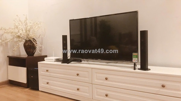 Chính chủ cho thuê căn hộ chung cư tại royal city, dt55m2 giá 17tr/th lh