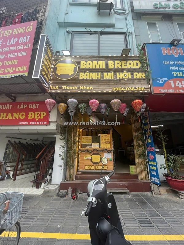 ~/Img/2026/1/chinh-chu-sang-nhuong-cua-hang-bami-bread-banh-mi-hoi-an-tai-ha-noi-01.jpg