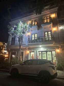 Cho thuê hoặc bán nhà 4 tầng mới đẹp – vừa ở vừa kinh doanh – phòng khép kín