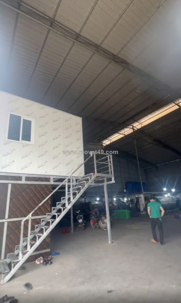 Cho thuê kho, xưởng tại chỉ đạo, văn lâm, hưng yên. diện tích 3500m container