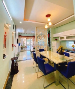 Cho thuê nhà 3 tầng kiệt oto hoàng quốc việt, tp huế💯💯💯