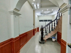 Cho thuê nhà nguyên căn 4 tầng mặt đường thụy phương, bắc từ liêm