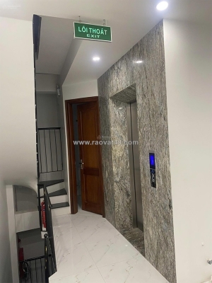 Cho thuê tòa nhà 4 tầng phố phương mai - 62m2/tầng - thang máy - vị trí đắc địa