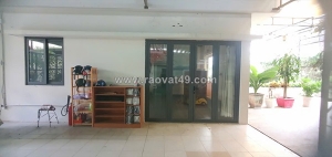 Cho thuê văn phòng làm việc rộng hơn 100m² – không gian yên tĩnh, view sân vườn