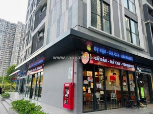 Chuẩn bị chuyển vào tp. hồ chí minh sinh sống, nên tôi cần sang nhượng lại cửa