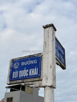 Chuyển nhượng căn góc đường lớn khu biển tân trà đà nẵng. lh 0905233234