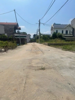 Đất đẹp thôn ấp tre (tổ 9, quang minh), mê linh. vuông vắn, mt rộng, đường