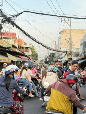 Đất vàng mặt tiền chợ giãn dân – hiệp thành q12 - tặng nhà c4 – kinh doanh đỉnh