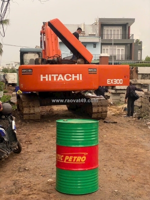 Dầu thủy lực cho máy đào bánh lốp