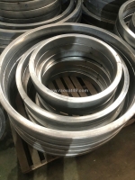 Địa chỉ tìm mua vòng tròn sắt uốn mỹ thuật.