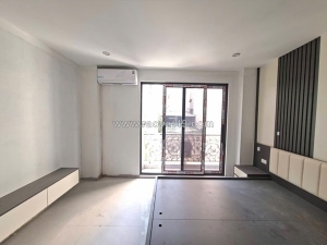 Gà đẻ trứng vàng, trung tâm cầu giấy, xây mới, full nội thất, pccc tiêu chuẩn,