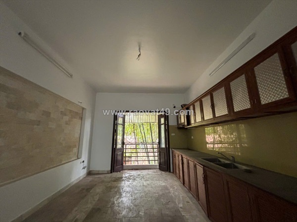 Gara - ô tô đỗ cửa - chạy quanh- kinh doanh -phân lô quân đội - nghĩa đô- 5