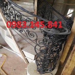 Gia công cầu thang inox sắt mỹ thuật theo yêu cầu