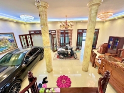 Giá đầu tư, bán biệt thự khu võng thị tây hồ, ô tô vào nhà, 120m chỉ 34 tỷ