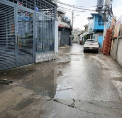 Giá đầu tư hiếm nhà 2 mặt hẻm ô tô tránh - bùi văn ngữ q12.giá 5,2  t.ỷ