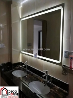 Gương led chữ nhật treo ngang hay treo dọc: cách chọn theo lavabo
