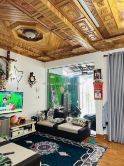 Hạ giá bán nhà đẹp trung tâm p4 (cũ) – đà lạt  ở ngay – giá tốt chỉ 3.99 tỷ