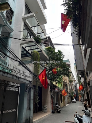 Hiếm, bán nhà khu văn cao, ô tô đỗ cửa, nhà đẹp ở ngay, chỉ 13.5 tỷ