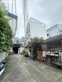Hiếm nhà bán - 4m*15m - mặt đường hxh 6m xe hơi ngủ trong nhà đ. cống quỳnh,