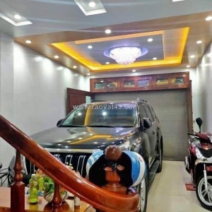 Hiếm tầm tiền, bán nhà liễu giai, ô tô vào nhà, 57m, chỉ 20 tỷ