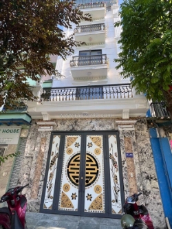 Hiếm!nhà lô góc hàm nghi,oto ngủ trong nhà,kinh doanh,dt:60m2x4t,mt:6m,14ty