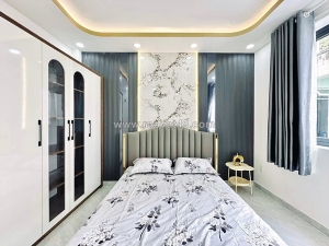 Hiếm!phân lô huy du,oto tránh,kinh doanh,gara,thang máy,dt:50mx7t,mt:5m,15ty