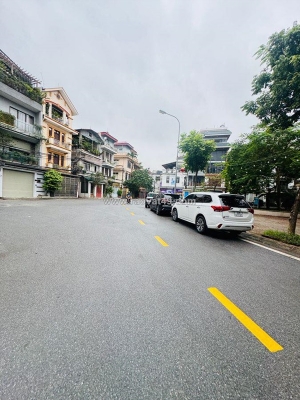 Hoa hậu phố lâm hạ 70m2, 7t, mt5m view hồ, full nội thất - nhỉnh 2x tỷ