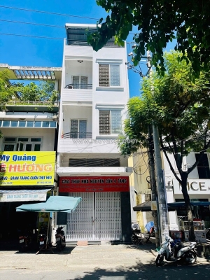 Lên sóng 2 em nhà mặt tiền siêu đẹp, siêu vip tại hải châu, ngay trung tâm tp đà nẵng.