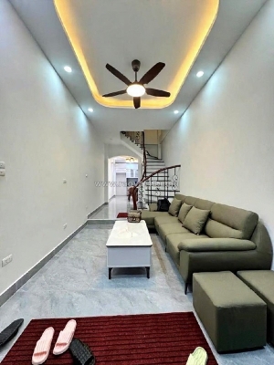 Ngọc khánh dt 35m x5 tầng 12,7 tỷ-cách 1 nhà ra phố,full nội thất