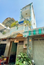 Nhà 2 lầu/st hẻm 5m nguyễn duy p12q8