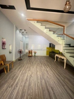 Nhà 2 tầng kiệt đoàn hữu trưng, tp huế, sau lưng nhà thờ phú cam💔💔💔