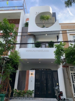 Nhà 3 tầng xây mới 100% đường hoà minh 14 ngay cổng trường lương thế vinh