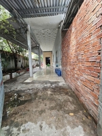 Nhà 4 triêụ 4 phòng ngủ võ văn kiệt nơi có khuôn viên cây cối